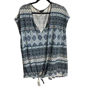 Lucky Brand Blue and White Patterned Short Sleeve Top